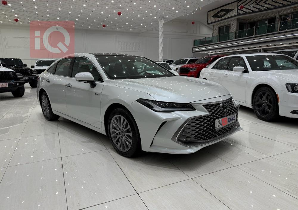 تۆیۆتا ئەڤەلۆن